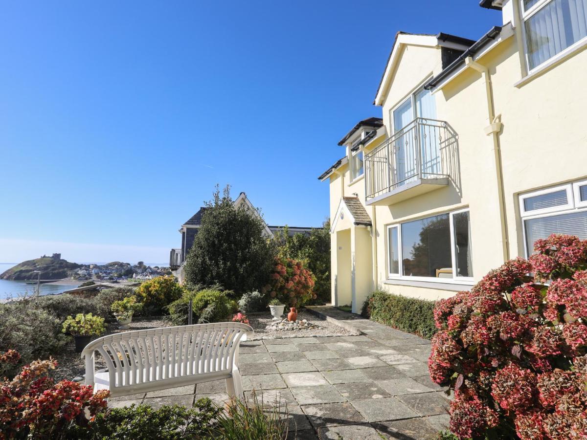 Dubrovnik Apartment Criccieth Exterior photo